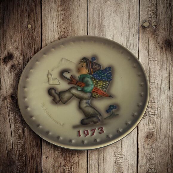 Vintage 1973 M.‎ J. Hummel Annual Plate Goebel Original Box Germany - Picture 2 of 7